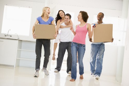 Risk assessment and planning for a controlled house move