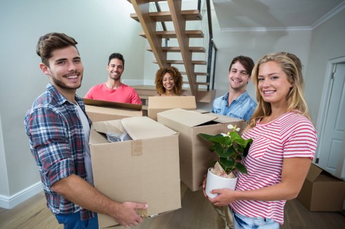 Moving truck service in Canary Wharf for residential relocations