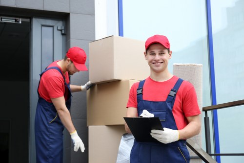 Professional moving truck support for Canary Wharf office moves