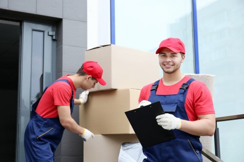 Removal company handling apartment relocation in Canary Wharf