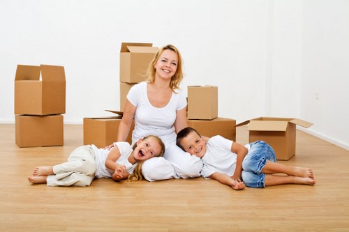 Office relocation and commercial moving service in Canary Wharf