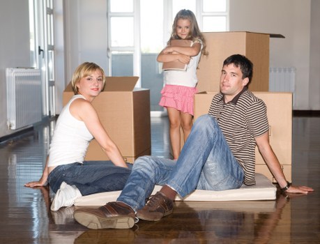 Local moving service operating near Canary Wharf towers